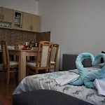 شقة Samardzic *