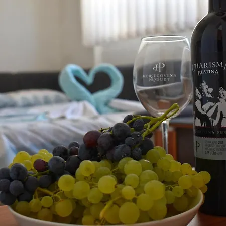 Samardzic شقة تريبينيي